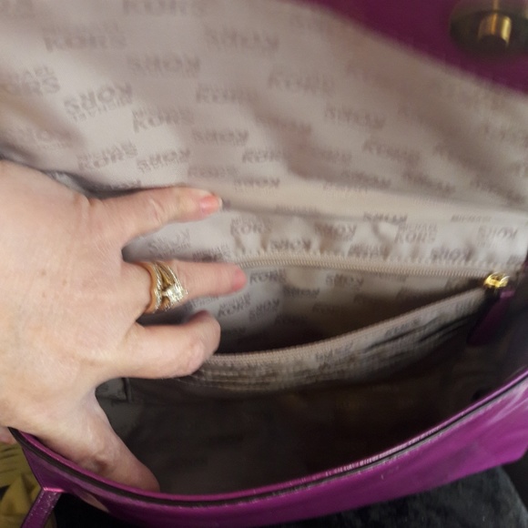 NWOT Authentic Michael Kors Clutch - Picture 6 of 7